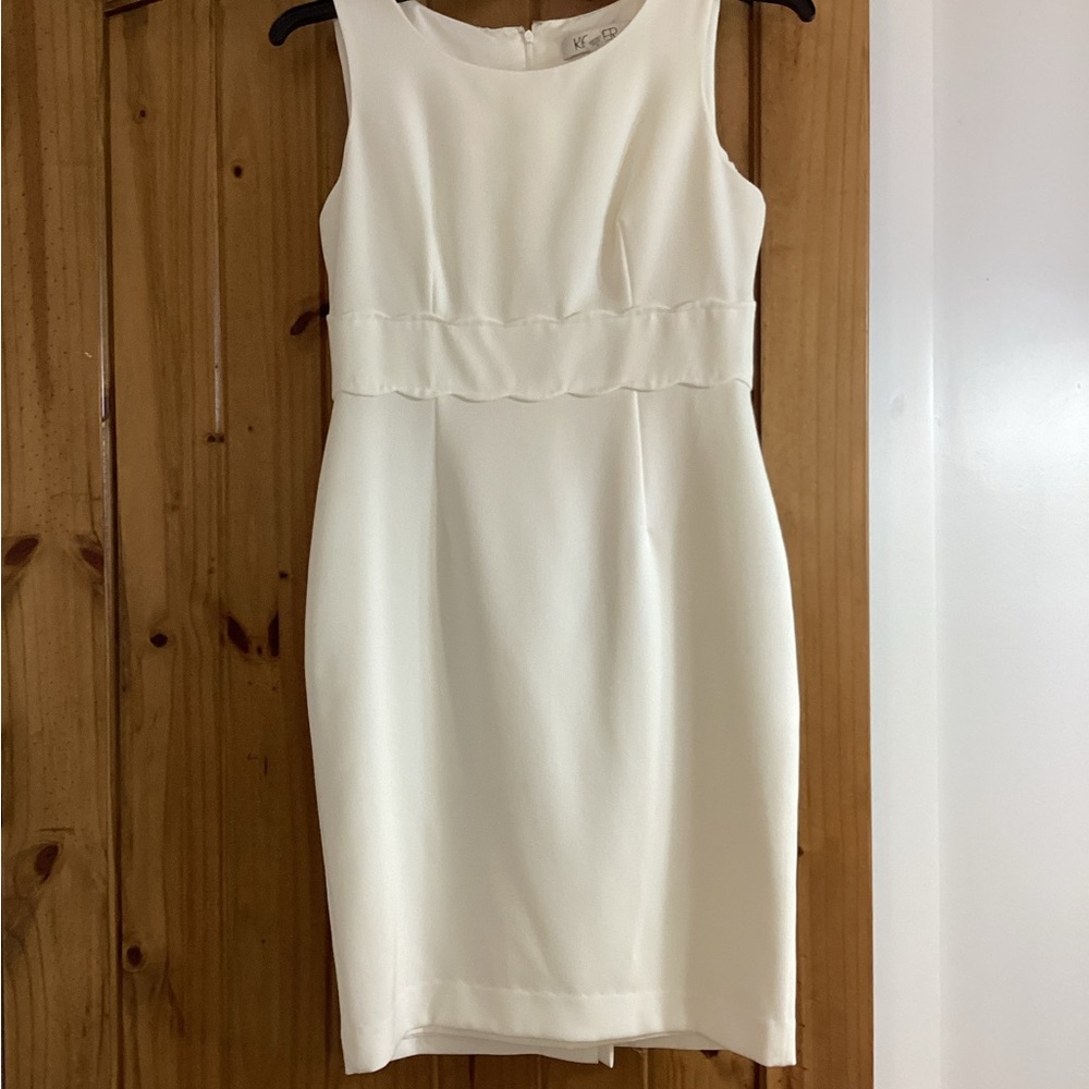Kasper Ivory Sleeveless Sheath Dress